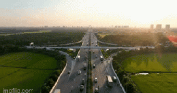 Con đường trọng điểm 19.600 tỷ đồng kết nối Việt Nam - Campuchia 'chạy nước rút' trước ngày trọng đại