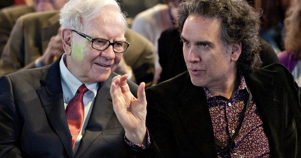 Người con trai 'bất tài' của Warren Buffett: Đốt sạch 200 triệu USD thừa kế năm 19 tuổi, phải vay tiền cha nhưng bị từ chối