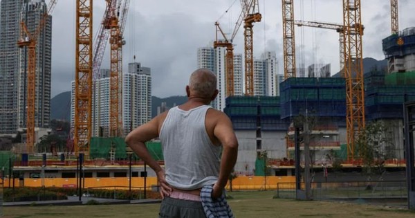 China Vanke - Tâm bão khủng hoảng BĐS Trung Quốc: Dòng tiền sắp âm, lỗ 4 tỷ USD trong chưa đầy 12 tháng, cổ đông lớn nhất cũng bó tay