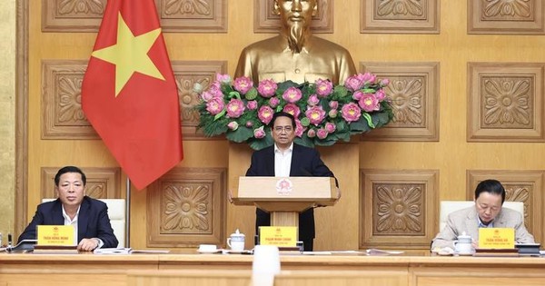 Chưa đầy 2 tuần nữa, Việt Nam sẽ chứng kiến cột mốc kỷ lục hơn 1,3 triệu tỷ đồng, Thủ tướng chỉ đạo 'nóng'