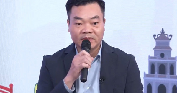 PGĐ Sở Xây dựng Hà Nội: Không buộc đổi xe xăng đồng loạt để ưu tiên một số nhà cung cấp xe điện, mà chuyển đổi theo lộ trình tự nhiên của chu kỳ thay thế phương tiện