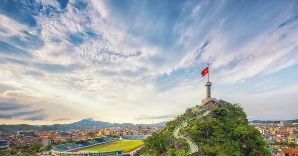 Tỉnh biên giới ghi nhận kỷ lục chưa từng có tiền lệ, "công thần" chính thức lộ diện