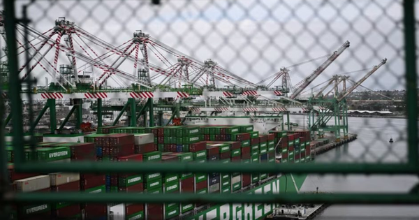 Đòn giáng của Mỹ phản tác dụng, Trung Quốc bật tốc đạt thành tựu 1.000 tỷ USD chưa quốc gia nào làm được: Vì đâu?