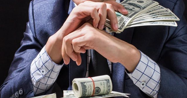 Thừa kế 2 tỷ USD rồi đốt sạch ở tuổi 22 vì một phụ nữ, bị truy lùng và cấm xuất cảnh: Câu chuyện ‘công tử giàu nhất tỉnh’ của đế chế ngành gang thép Sơn Tây