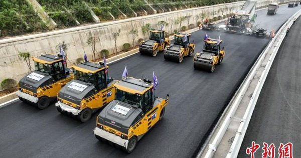 Kỳ tích xây dựng tại Trung Quốc: Rải 8.000 tấn nhựa đường, hoàn thiện tuyến cao tốc huyết mạch chỉ trong 6 giờ