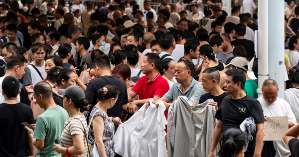 Kinh tế Trung Quốc xáo trộn chưa từng có trong gần 50 năm