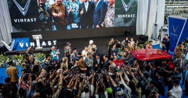Quá nhanh: VinFast khánh thành nhà máy xe điện thứ 4 vốn 1 tỷ USD tại Xứ sở vạn đảo