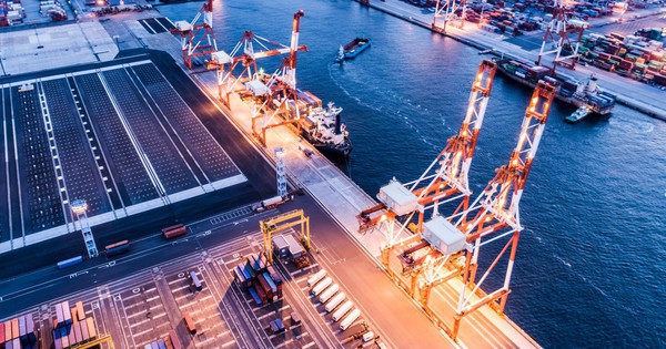 Xuất nhập khẩu 2025 lập kỷ lục 920 tỉ USD, Việt Nam vào top 15 nền thương mại lớn nhất thế giới