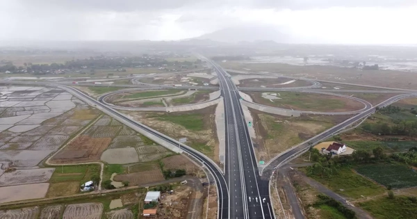 Cận cảnh 20km cao tốc Khánh Hòa - Buôn Ma Thuột sắp thông xe kỹ thuật