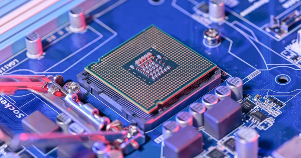 Một cổ phiếu tăng dựng đứng 561%, gia nhập cơn sốt AI