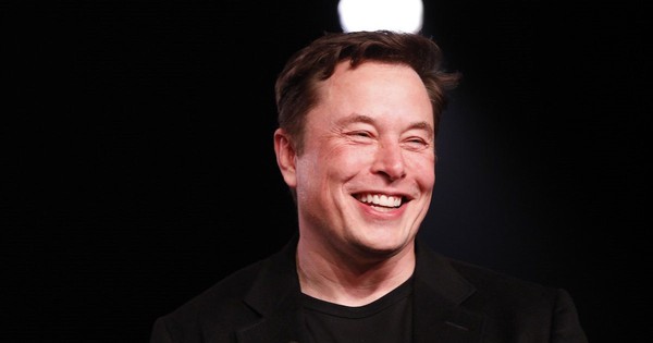 Kẻ bán giấc mơ vĩ đại Elon Musk: Kéo cổ phiếu Tesla lên đỉnh sau khi lao dốc 36% chỉ sau một tuyên bố, bản thân bỏ túi thêm hơn 200 tỷ USD