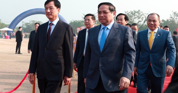 Thủ tướng Phạm Minh Chính, Bí thư Hà Nội khởi công siêu dự án 925.000 tỷ đồng có sân vận động bậc nhất thế giới do tỷ phú Phạm Nhật Vượng đầu tư