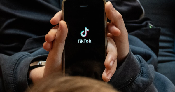 Nóng: TikTok chấp nhận bán mình, ông chủ mới là tỷ phú quen thuộc