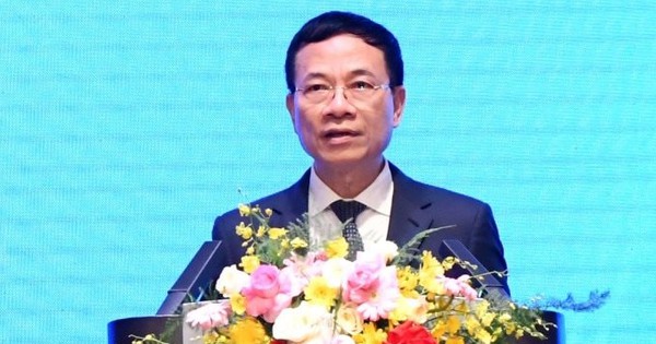 Bộ trưởng Nguyễn Mạnh Hùng: Đây là lần đầu tiên tôi thấy VNPT định hướng cho tương lai một cách rõ ràng, mạch lạc, đồng bộ và tự tin