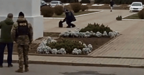 Bị dụ dỗ, nữ sinh Nga suýt kích nổ quả bom 10 kg TNT giữa trung tâm thành phố