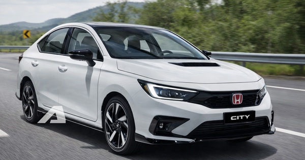 Honda City 2026 lần đầu lộ diện trên đường: Thiết kế trau chuốt với giao diện LED mới, có thể thêm công nghệ cạnh tranh Vios, Accent