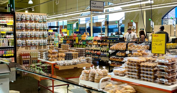 Một năm nhiệm kỳ hai của ông Trump: Chi phí sinh hoạt tại Mỹ tiếp tục leo thang