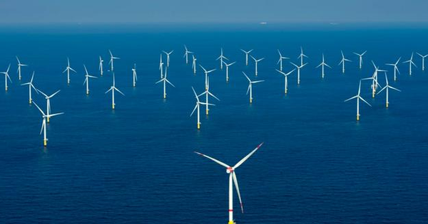 Gây choáng ngợp với những chong chóng khổng lồ giữa biển, ngành công nghiệp này vừa trở thành “nạn nhân” mới nhất của ông Trump