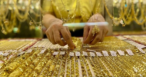Sáng 26/12: Giá vàng thế giới, vàng trong nước tăng trở lại