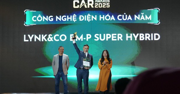 Các mẫu xe năng lượng mới thắng lớn ở Car Award 2025