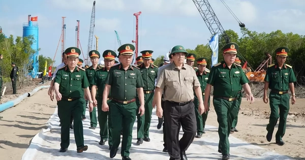 Thủ tướng kiểm tra công trình 'để đời' ở Cà Mau