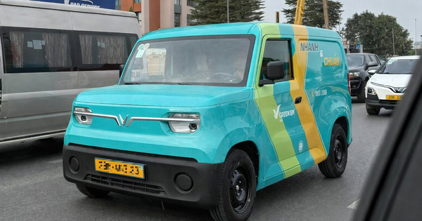 Công ty của ông Phạm Nhật Vượng mở dịch vụ vận tải nội đô, giá cước từ 110.000 đồng