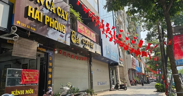 Ảm đạm mùa cao điểm mua sắm