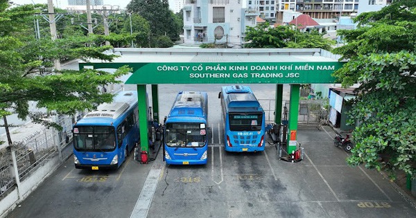 Vụ gần 500 xe buýt TPHCM có thể ngừng hoạt động vì thiếu khí: Doanh nghiệp nói gì?