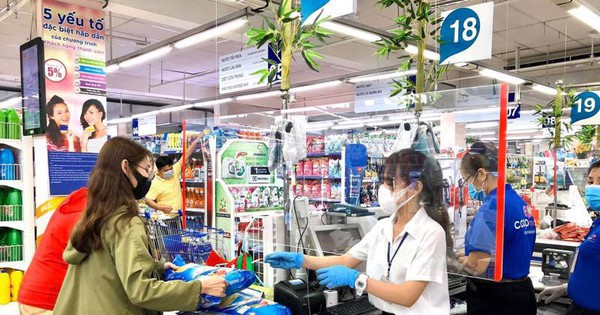 Người mua hàng là cá nhân nhưng không cung cấp mã số thuế, số định danh, người bán có được để trống thông tin trên hóa đơn? - Cục Thuế trả lời