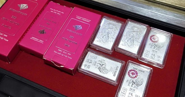 Giá bạc thế giới lao dốc, bạc trong nước giảm mạnh hơn 200.000 đồng/lượng