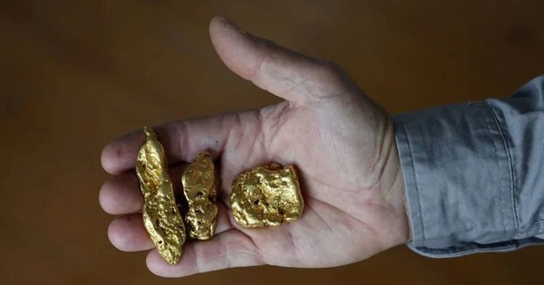 Kỳ lạ vùng đất vàng nguyên khối to nhỏ la liệt trải khắp 9.600 km2, khối to nhất nặng 72 kg trị giá gần 300 tỷ đồng, làm dậy lên cơn sốt săn kho báu mới