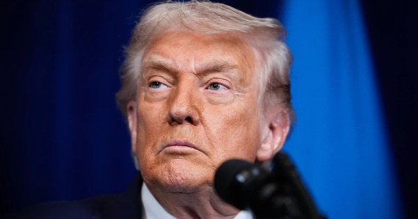 CIA tập kích bến cảng Venezuela bằng UAV?