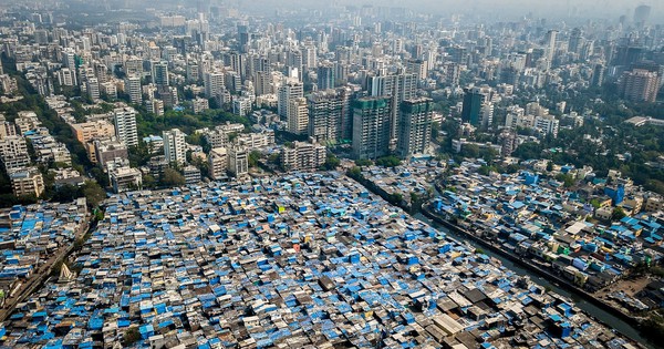 Một đất nước tuyên bố đã trở thành nền kinh tế lớn thứ tư thế giới