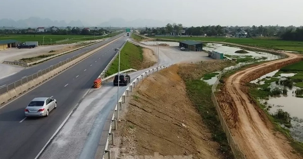 Bộ Xây dựng 'thúc' tiến độ xây trạm dừng nghỉ trên cao tốc Bắc - Nam