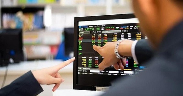 Khối ngoại tung gần 700 tỷ đồng "gom hàng" trong phiên VN-Index lập đỉnh, cổ phiếu nào được mua mạnh nhất?