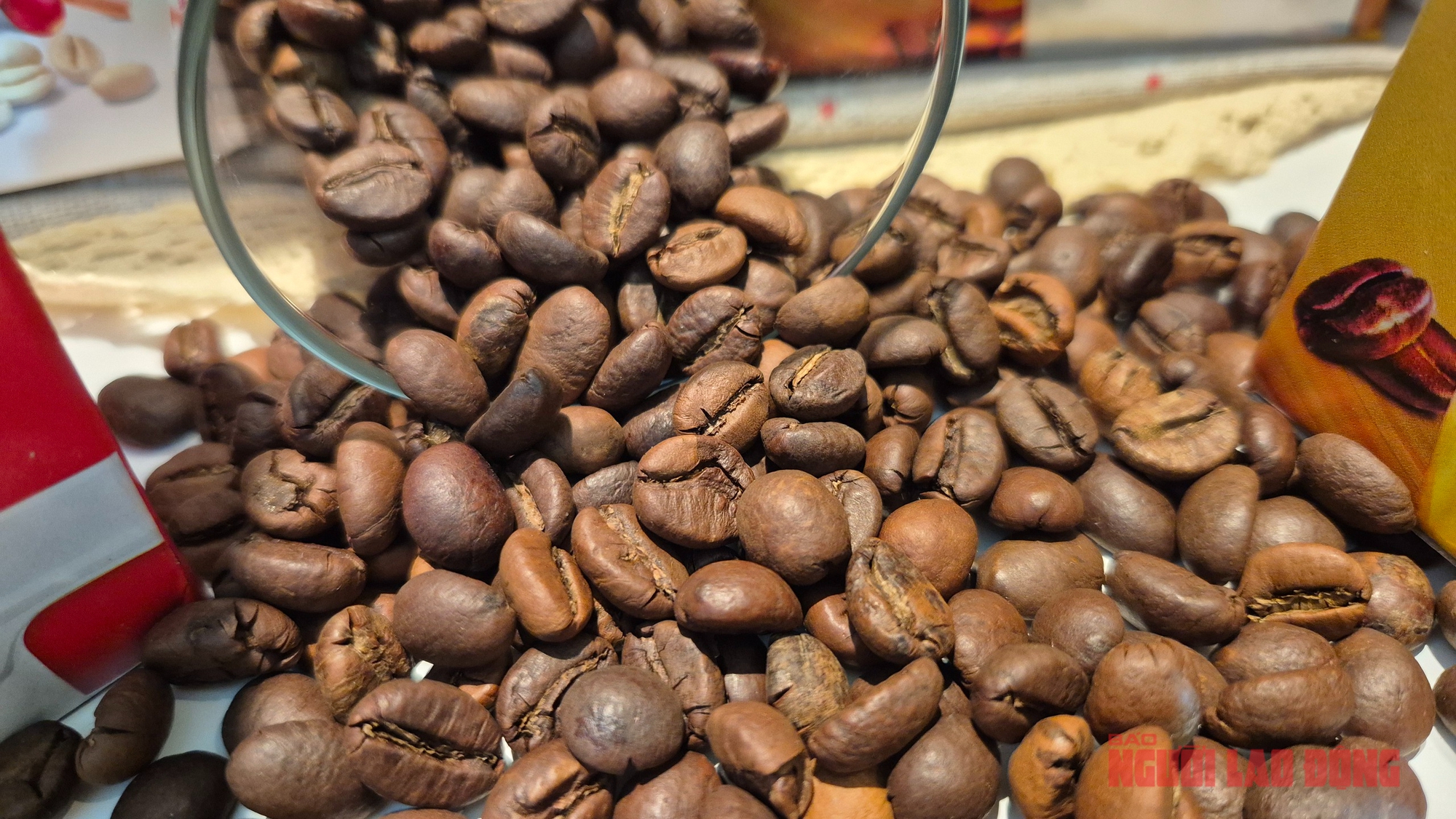 Giá cà phê hôm nay 5-12: Cắt mạch giảm và tin tốt ở thị trường số 1 - Ảnh 1