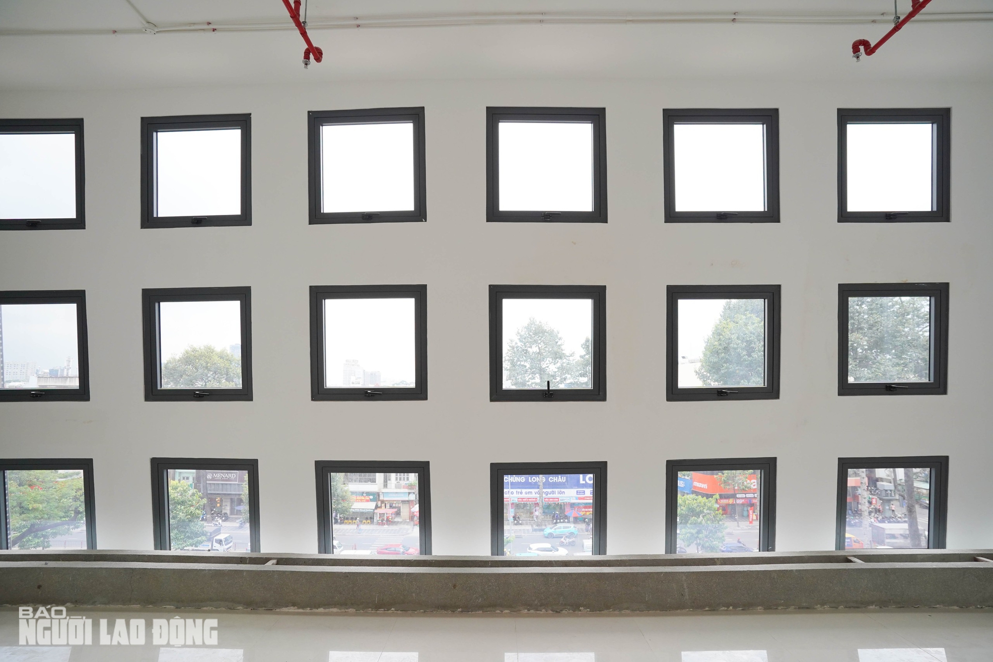 Ngắm nhà hát Hòa Bình tuyệt đẹp trong tấm áo mới trị giá hơn 270 tỉ đồng - Ảnh 16