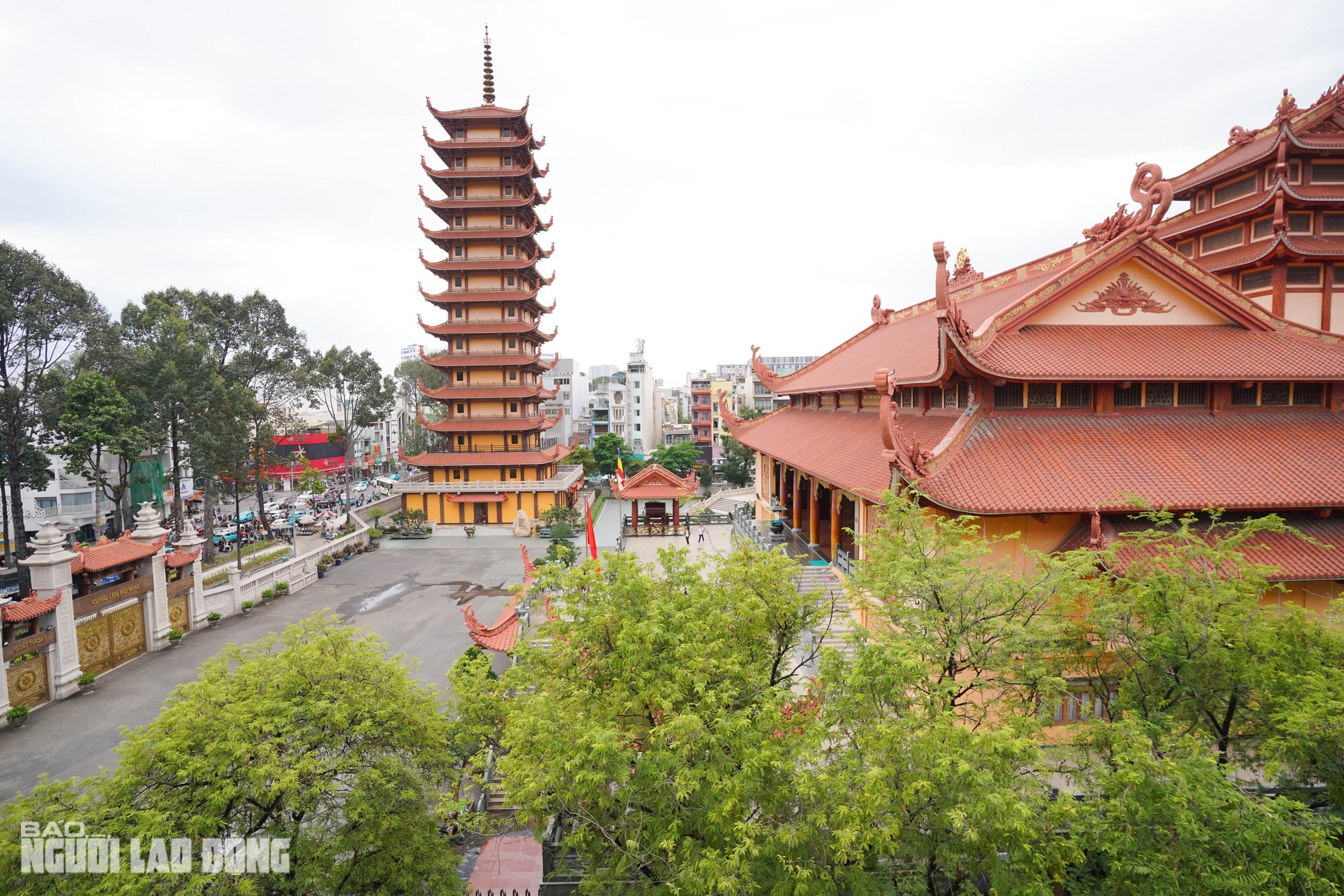 Ngắm nhà hát Hòa Bình tuyệt đẹp trong tấm áo mới trị giá hơn 270 tỉ đồng - Ảnh 20