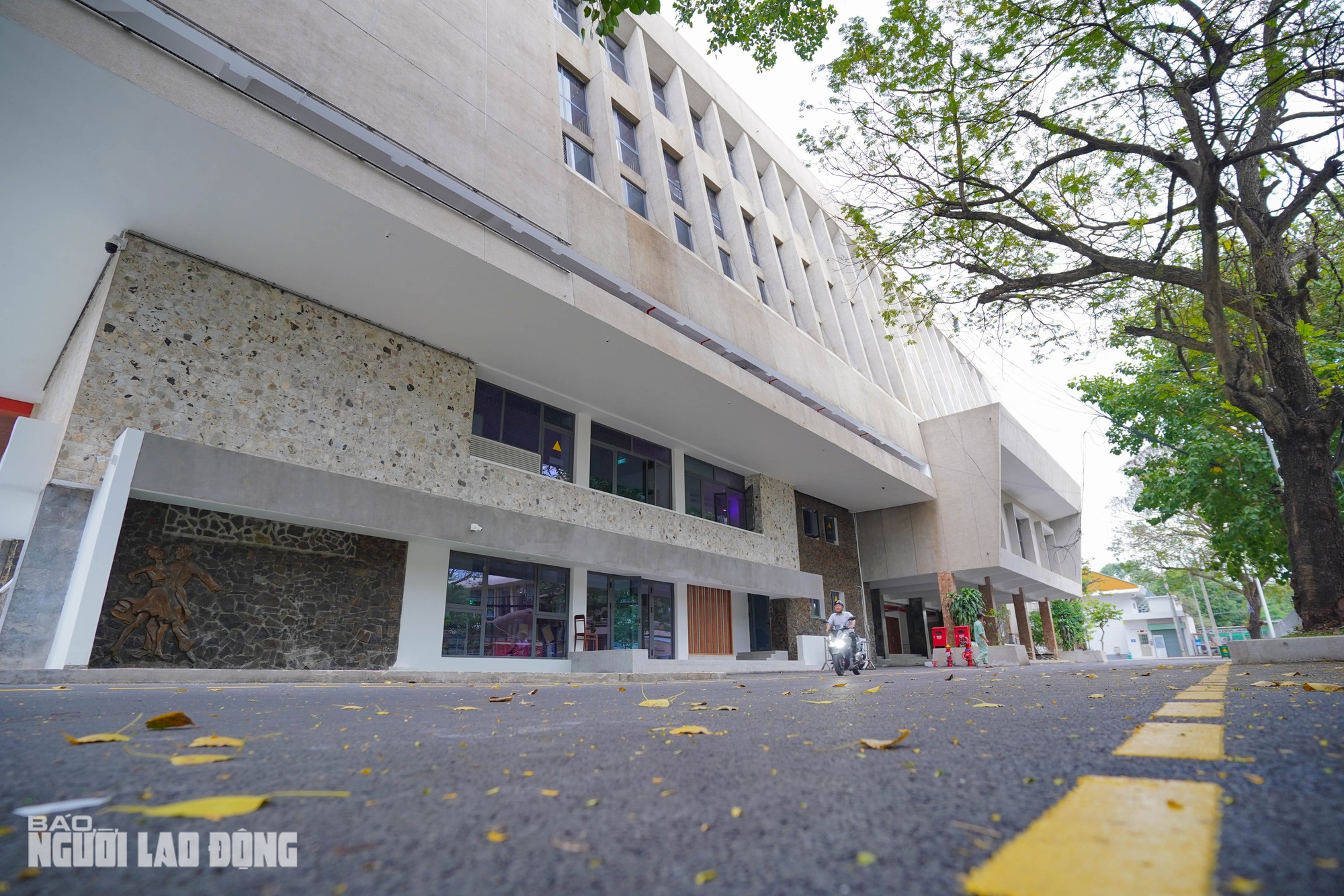 Ngắm nhà hát Hòa Bình tuyệt đẹp trong tấm áo mới trị giá hơn 270 tỉ đồng - Ảnh 21