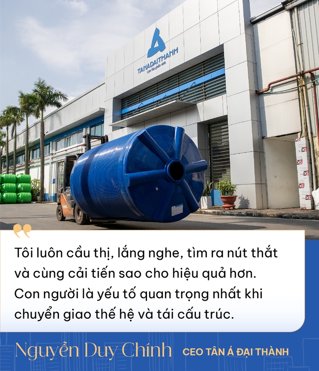 Tổng giám đốc Tân Á Đại Thành: Từ cậu bé 8 tuổi lẽo đẽo theo mẹ lội bùn xây nhà xưởng đến CEO tranh luận “nảy lửa” với Chủ tịch khi quyết giữ sản xuất là trụ cột dù bất động sản đang rất “nóng” - Ảnh 6
