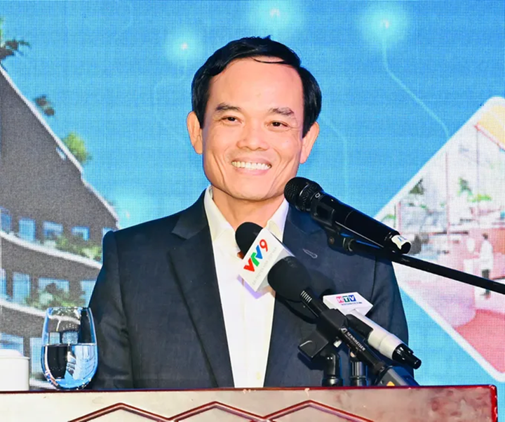 Bí thư Trần Lưu Quang: Doanh nghiệp cứ mạnh dạn sản xuất UAV tốt, TP.HCM sẽ mua - Ảnh 1