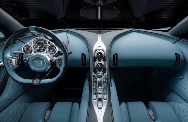 Quên Bitcoin đi: Nếu bỏ 10.000 USD mua cổ phiếu Nvidia đợt IPO, giờ bạn có thể mua 1 chiếc máy bay riêng của Jeff Bezos, 1 chiếc Bugatti Tourbillon 1.800 HP mà vẫn dư 55 triệu USD trong tài khoản - Ảnh 6