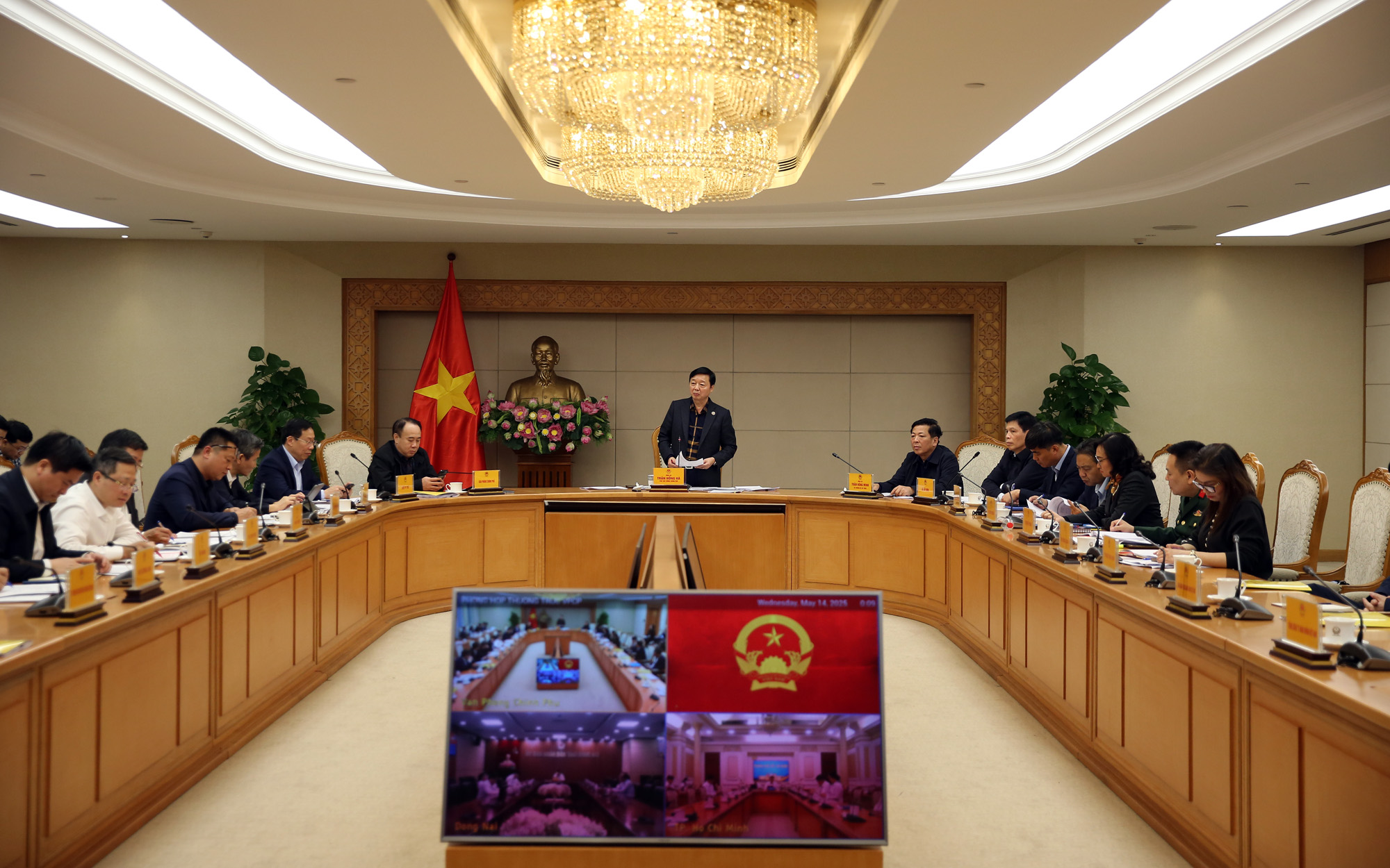 Ngay trong tuần này, Việt Nam sẽ chứng kiến kỷ lục trên 3,4 triệu tỷ đồng - Ảnh 1