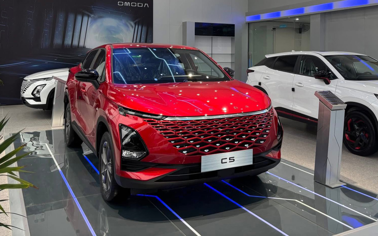 Cắt trang bị để thêm bản ‘giá rẻ’ - Chiến lược ‘câu khách’ mới của nhiều mẫu xe tại Việt Nam năm nay - Ảnh 17