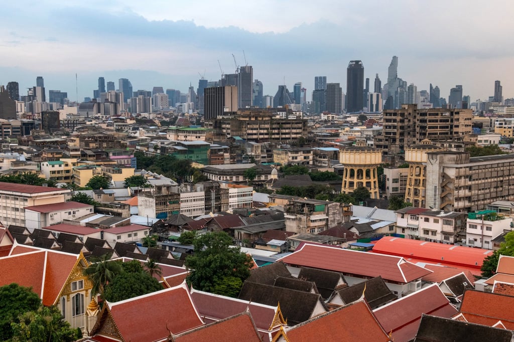 Người mua penthouse triệu USD có ‘bãi đỗ xe trên mây’, người thì bám víu giấc mơ an cư, chật vật để không phải bán nhà: Mảng sáng tối trên thị trường bất động sản ĐNA - Ảnh 4