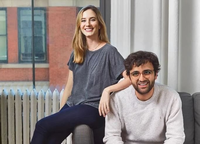 Từ vũ công ballet đến nữ tỷ phú tự thân trẻ nhất thế giới, cô gái 29 tuổi hiện là co-founder của startup 11 tỷ USD - Ảnh 1