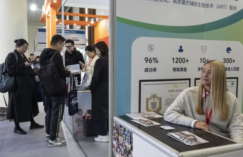 Nhà giàu Trung Quốc đổ xô tìm người mang thai hộ tại Mỹ - Ảnh 1