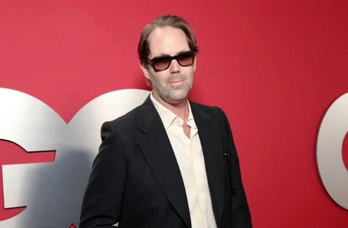 'Phù thủy giao diện' Apple kết thúc 20 năm gắn bó, bất ngờ đầu quân cho Mark Zuckerberg - Ảnh 1