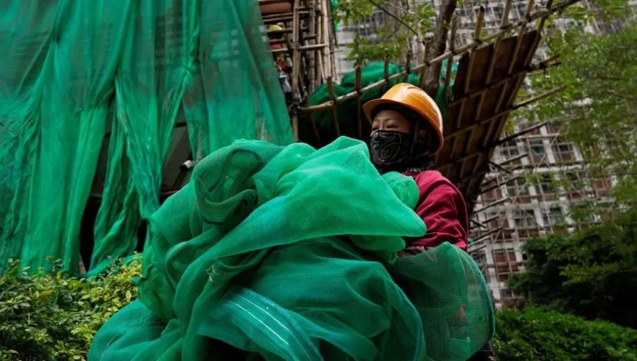 Nỗi đau BĐS Hong Kong (Trung Quốc): 200.000 người chờ đợi nhà ở xã hội trong vô vọng, 'nhà quan tài' chưa đầy 2m2 trở thành phao cứu sinh duy nhất - Ảnh 3