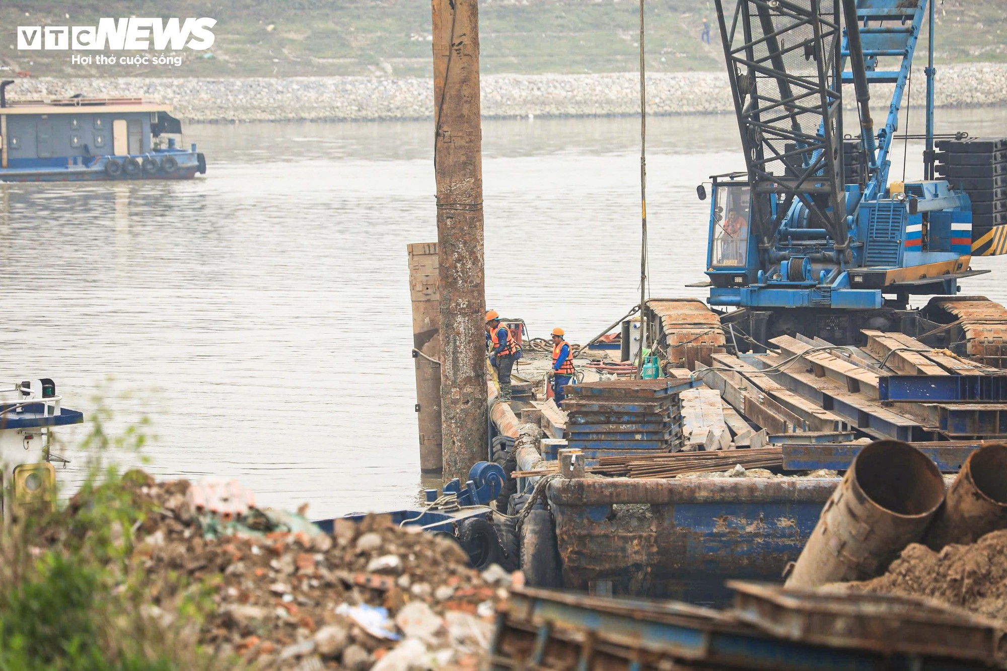 Toàn cảnh công trường thi công cầu Mễ Sở rộng 4 làn xe nối Hà Nội - Hưng Yên - Ảnh 3